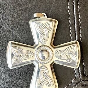 Reed & Barton 2003 Sterling Christmas Cross